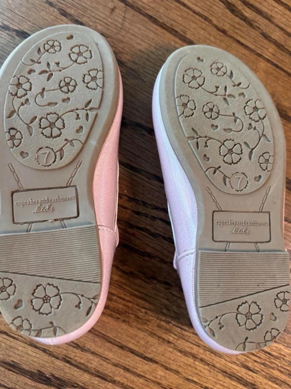 Cupcakes and Cashmere Toddler Girls Pink Mary Jane Heart Buckle Dress Shoes